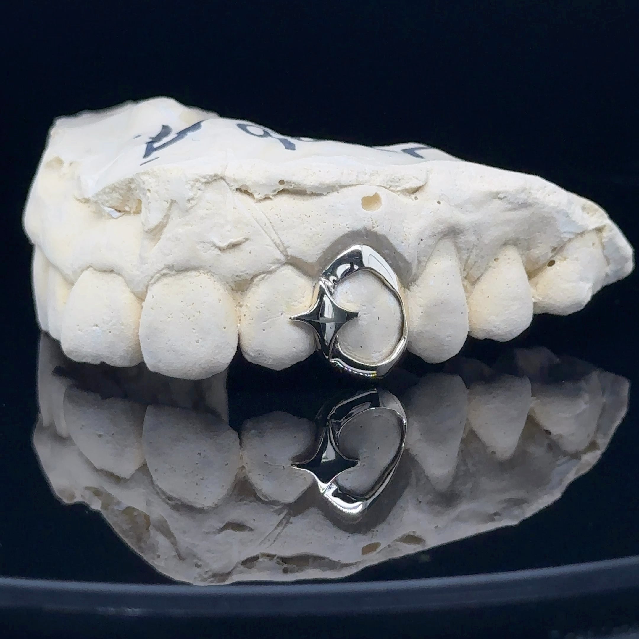 Sparkle Star Frame Grillz